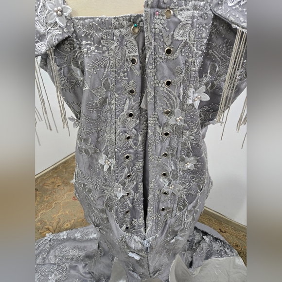 Dream Myles Silver Gown, luxury fabric - Picture 12 of 17